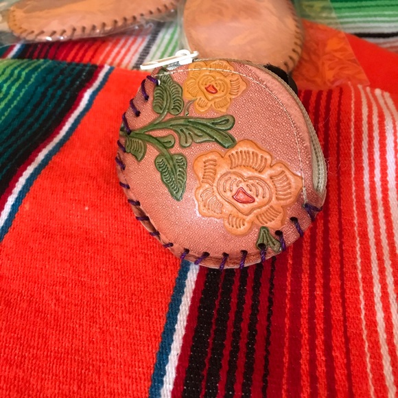 Hand made Craft (Monedero de Piel hecho a mano ) - Picture 1 of 3